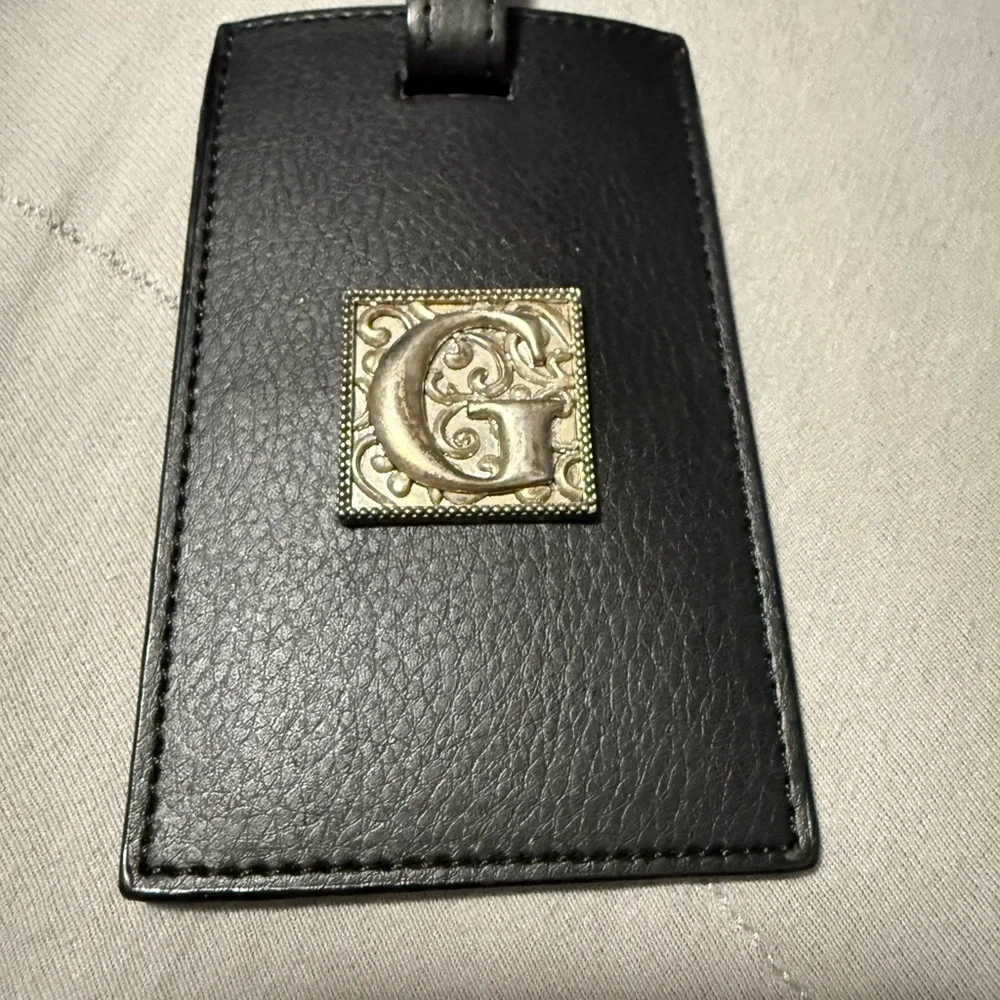 Black Leather luggage Tag with silver G monogram Emblem